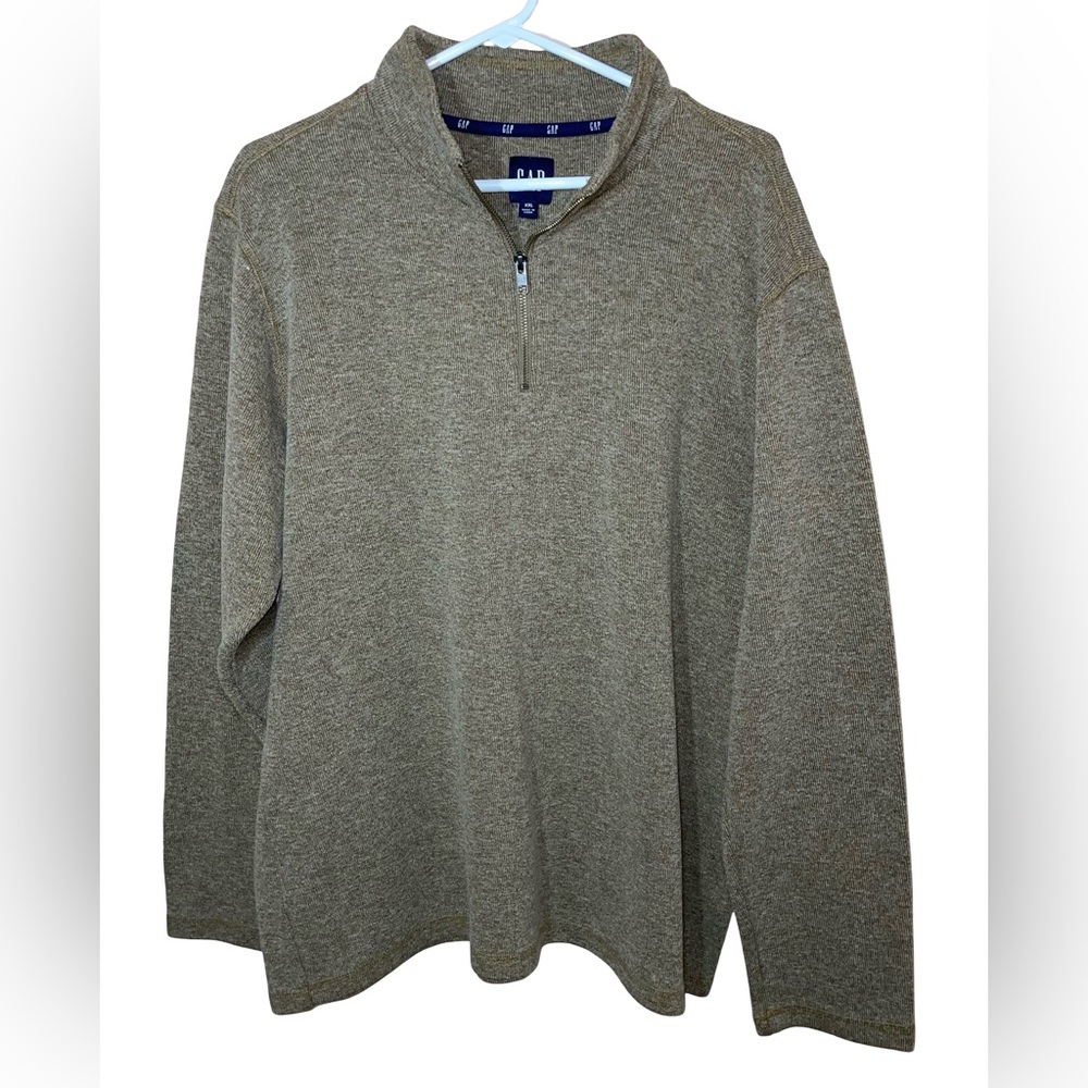 GAP Men's Quarter-Zip Sweater in Olive Heather
